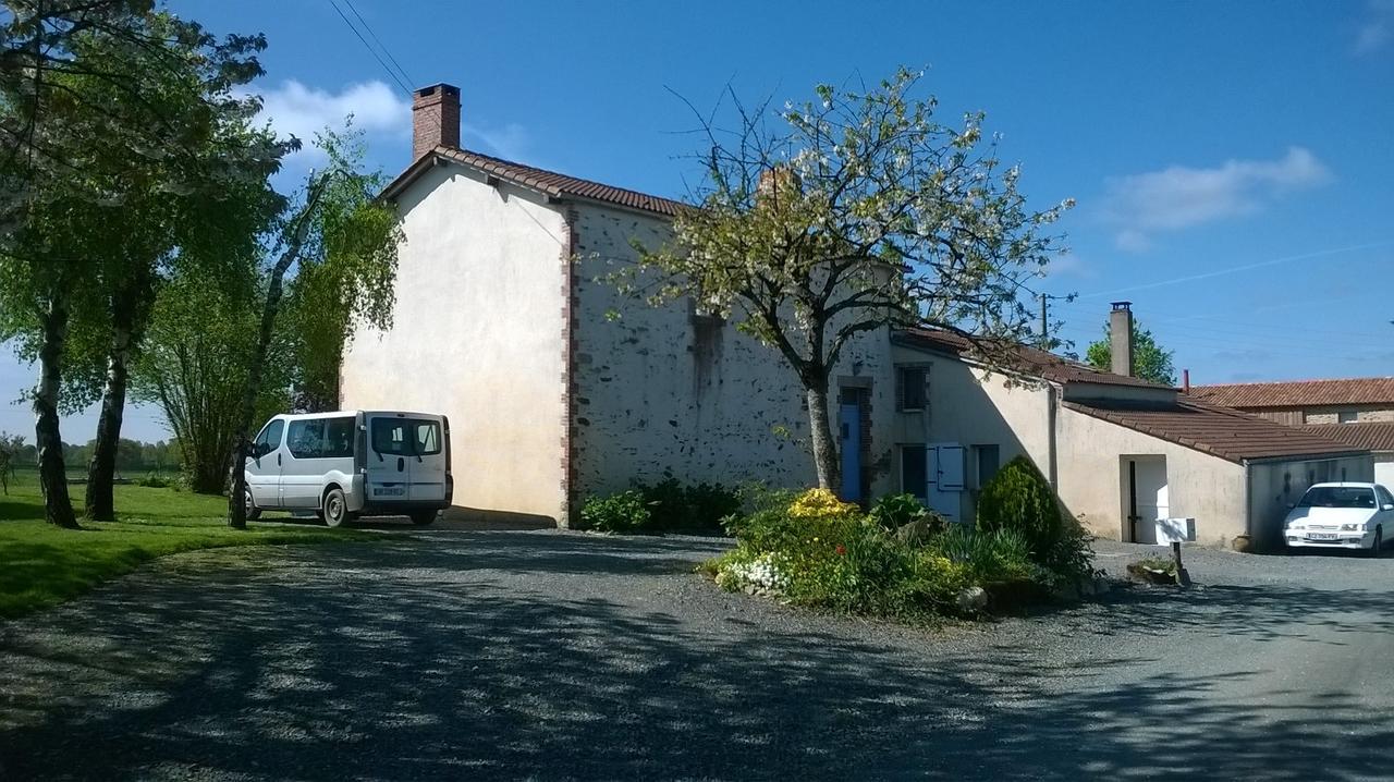 Vendrennes Chez Florymarysol Bed and Breakfast Buitenkant foto